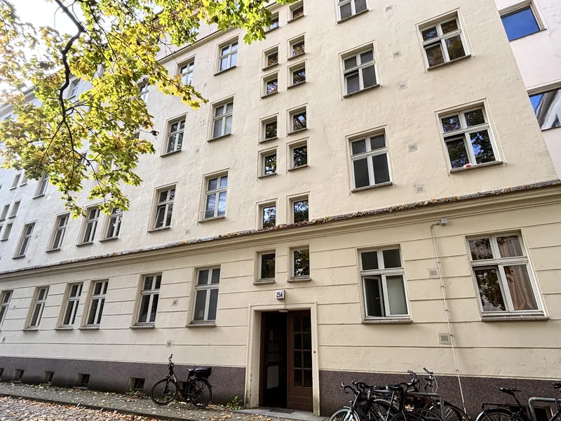 MIT WBS 160-220! 1 Zimmer Wohnung in Friedrichshain — photo 1